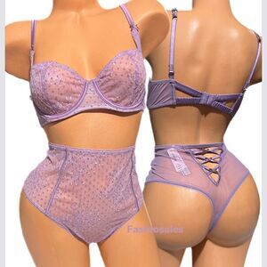 Victoria’s Secret Dream Angels Set dot Mesh Unlined Balconett Bra & Thong